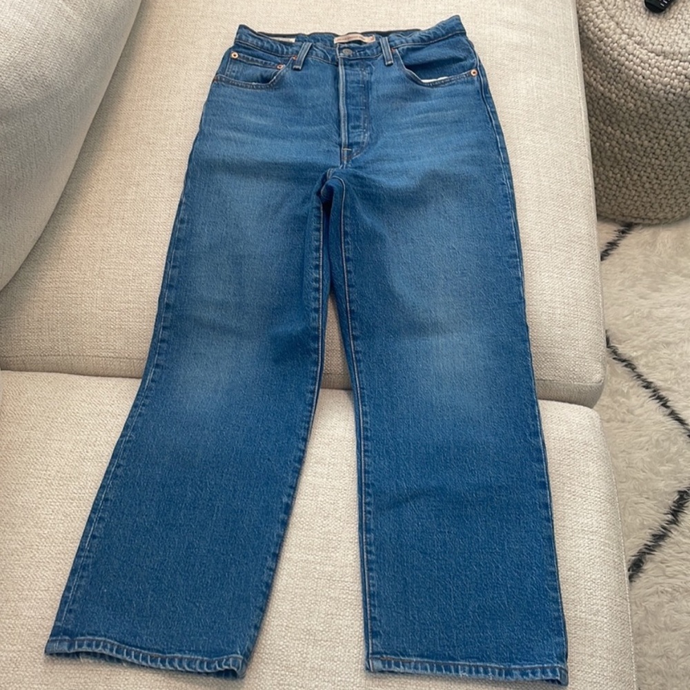 Levi’s Ribcage Straight Ankle Jeans